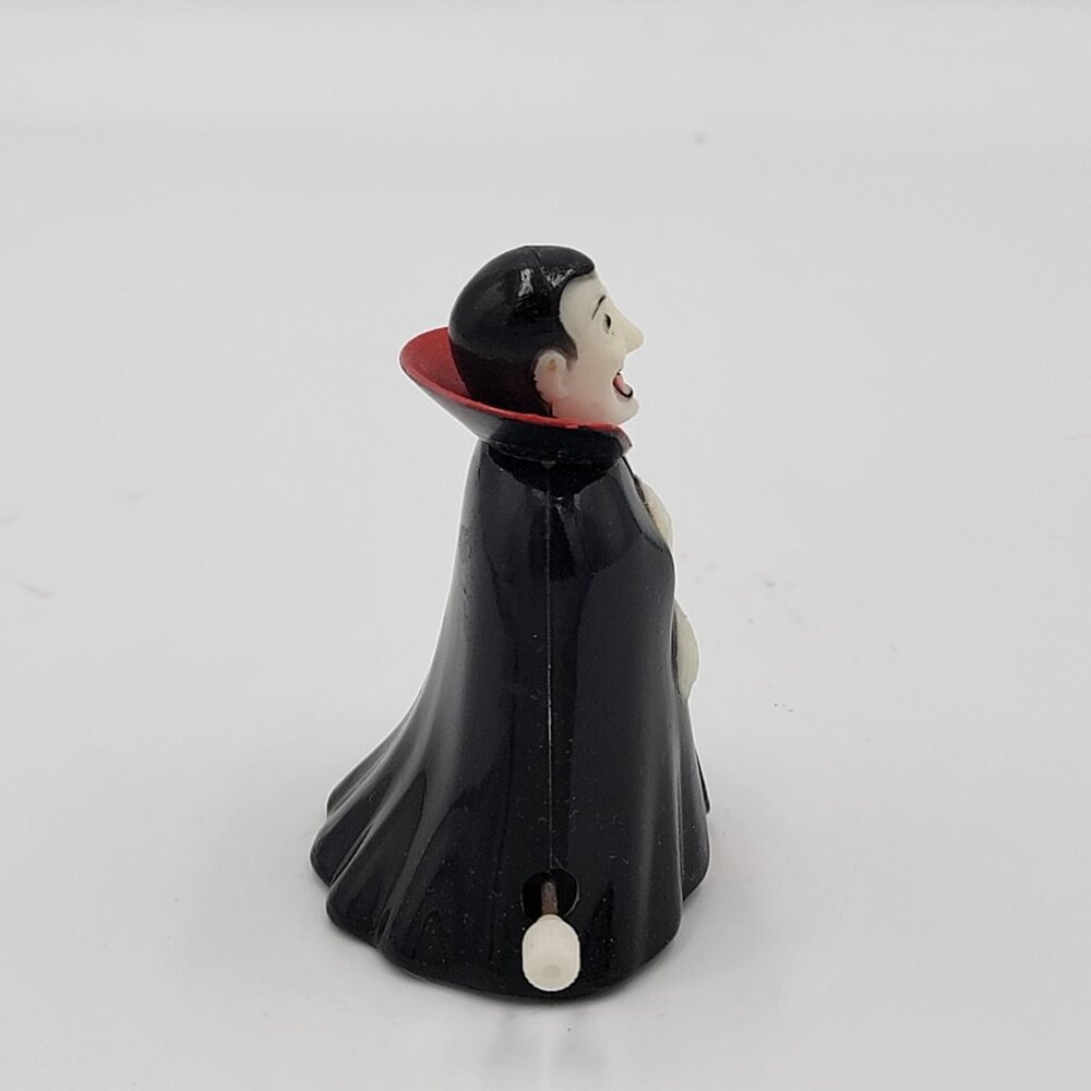 Vintage Dracula Wind-Up Toy Figurine  Classic Halloween-Themed Collectible - Picture 2 of 9